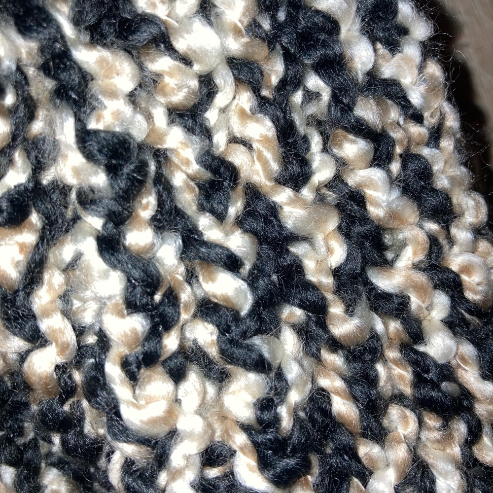 Handmade stylish black and cream knit infinity scarf for adults - Picture 3 of 6